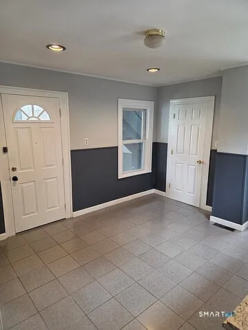304 Hillside Ave — Photo 4