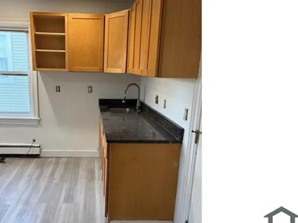 30 Greenwood St Floor 2, Dorchester, MA 02121