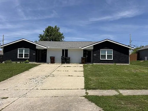 4303 Drowfield Dr — Photo 1