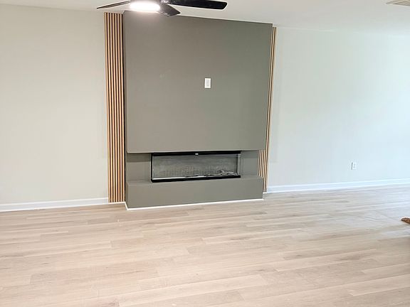 2nd image of 4221 Tensity Dr