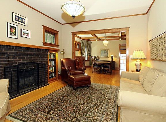 5th image of 5341 W Belle Plaine Ave