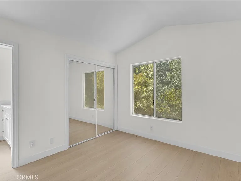 23234 Valerio St — Photo 27