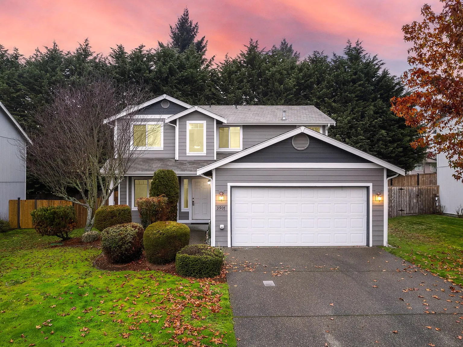 3 bed, 2.5 bath, 1700 sqft, $2,800 — Photo 1