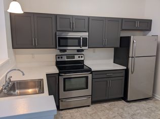 1100 Green Holly Rd #208, Clarks Summit, PA 18411