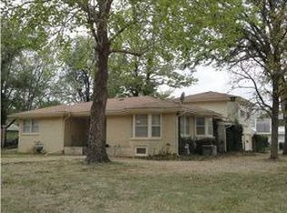 1931 Moyle St, Augusta, KS 67010