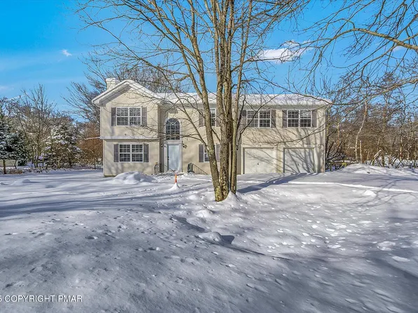 265 Cedar Dr, Long Pond, PA 18334