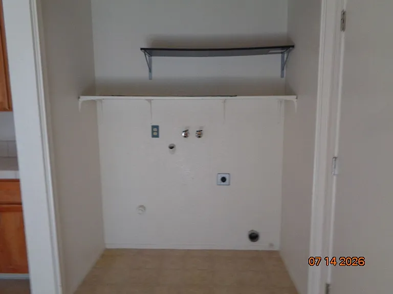 748 Peregrine Way — Photo 7