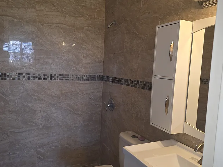 3 Avenida Laguna Gardens Gdn #5L — Photo 3