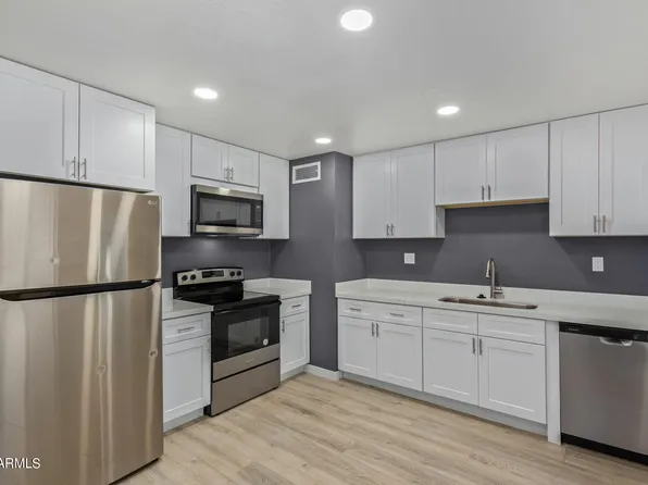 11242 W FLORIDA Avenue, Youngtown, AZ 85363
