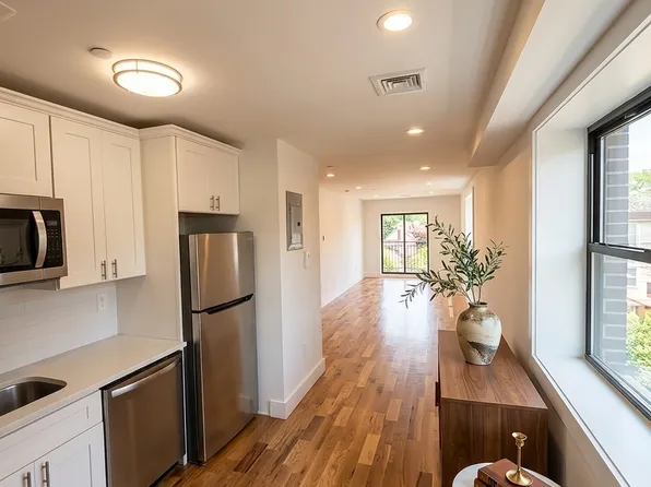 781 Fountain Ave #2B, Brooklyn, NY 11208