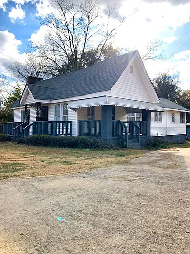 126 S Rocksprings St Photo 1