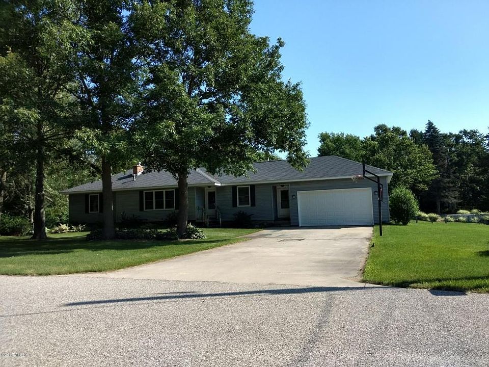 1st image of 16083 Bonita Ct
