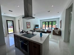 8410 SW 65th Ave, Miami, FL 33143