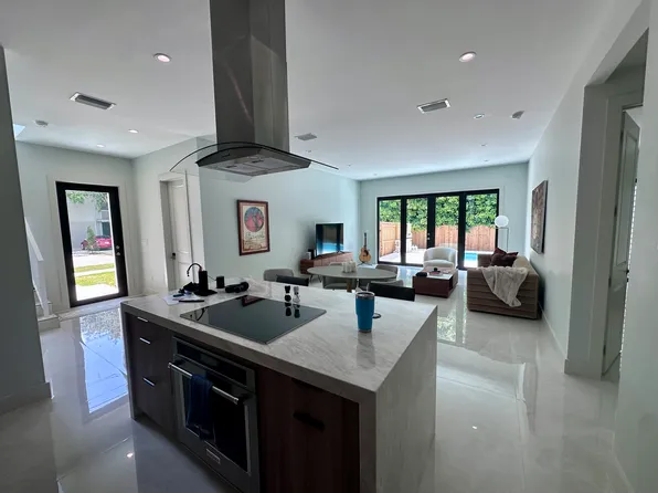 8410 SW 65th Ave, Miami, FL 33143