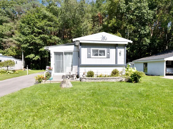 525 Midland Point Rd #49, Midland, ON L4R 5G9