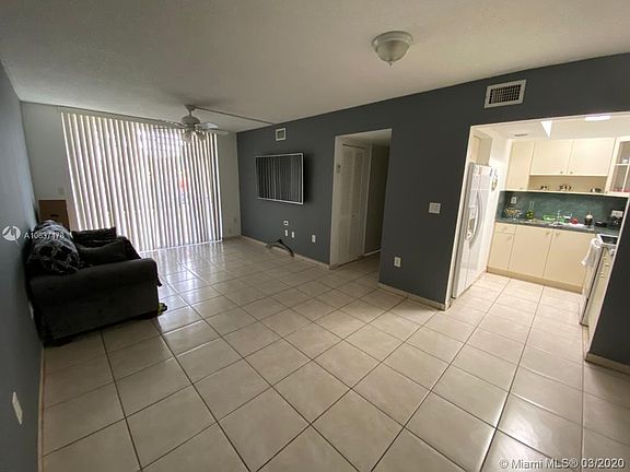 4th image of 8320 NW 8th St #2-104