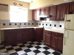 2221 S 13th St FLOOR 2, Philadelphia, PA 19148