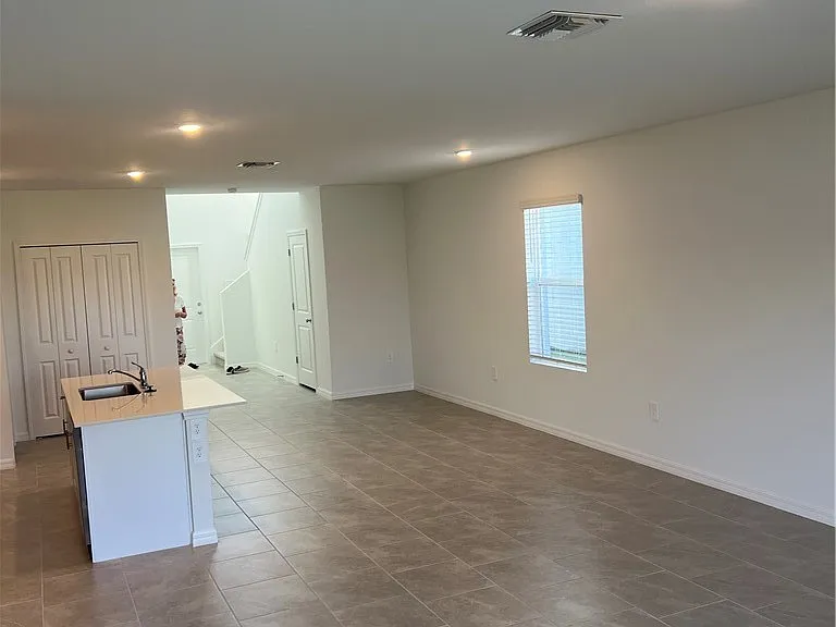 11808 Cloverly Ln — Photo 5