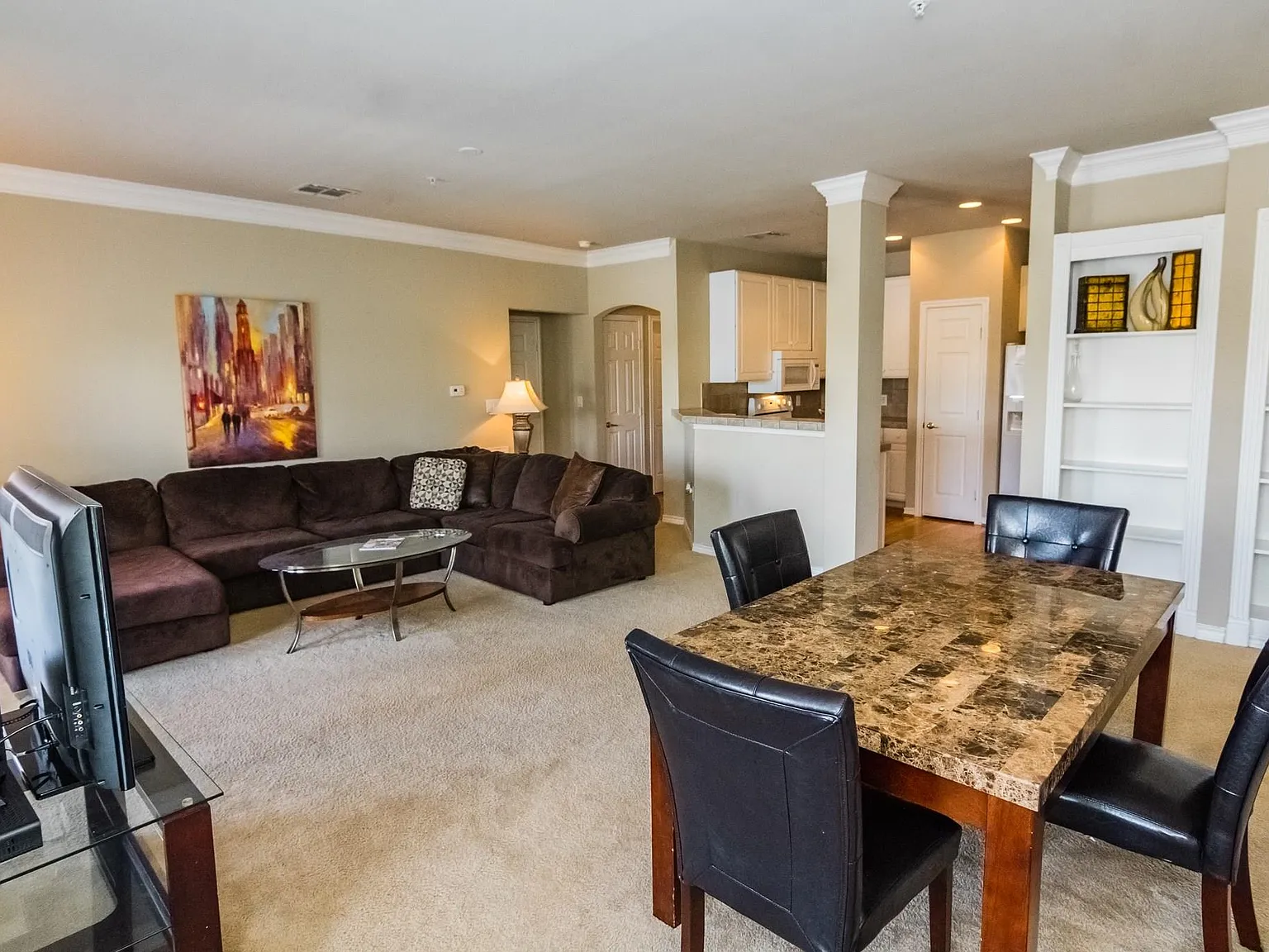 2 bed, 2.0 bath, 1149 sqft, $2,300 — Photo 3