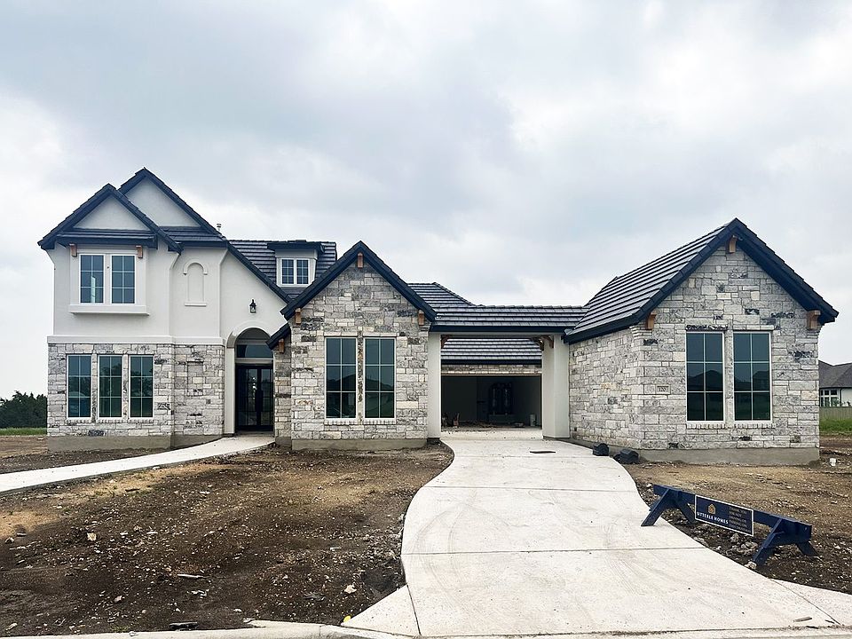 1st image of 120 La Ventana Dr