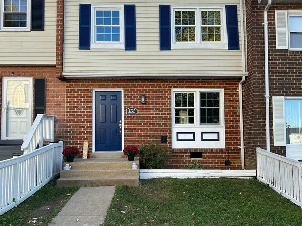 2707 Steele Ct, Dumfries, VA 22026
