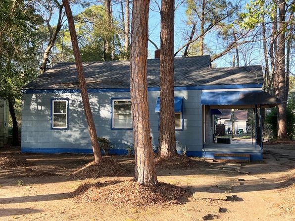 925 Gordon Ave