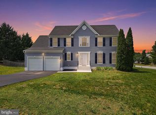 4001 Mossy Bank Ln, Fredericksburg, VA 22408