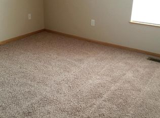 6358 Scarlet Leaf Ln #6358, Pleasant Hill, IA 50327