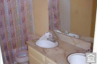 3rd image of 408 N Poe St