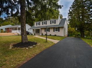 210 Cowbell Rd, Willow Grove, PA 19090