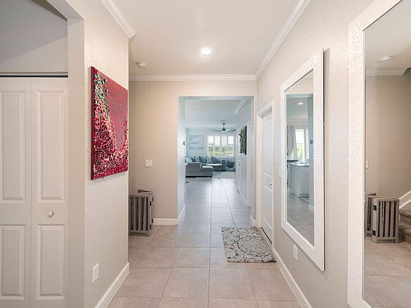 5th image of 8418 NW Greenbank Circle