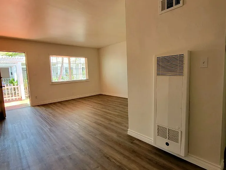 4882 Cape May Ave. — Photo 12