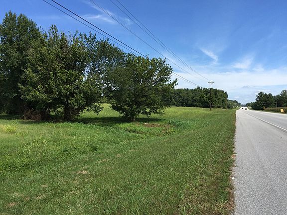 2nd image of Gainesboro Hwy