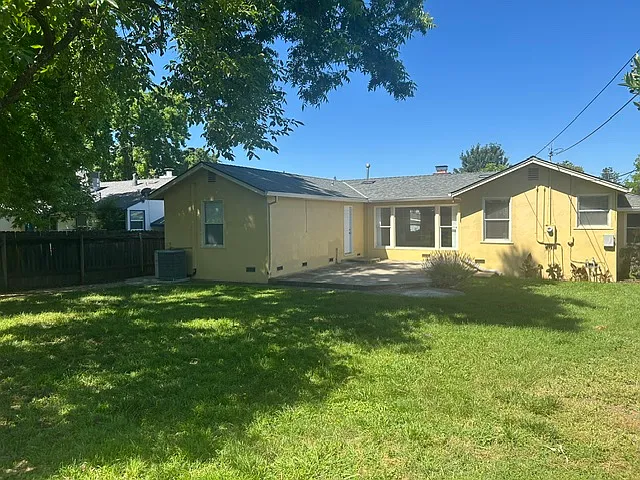 2844 Ione St — Photo 18