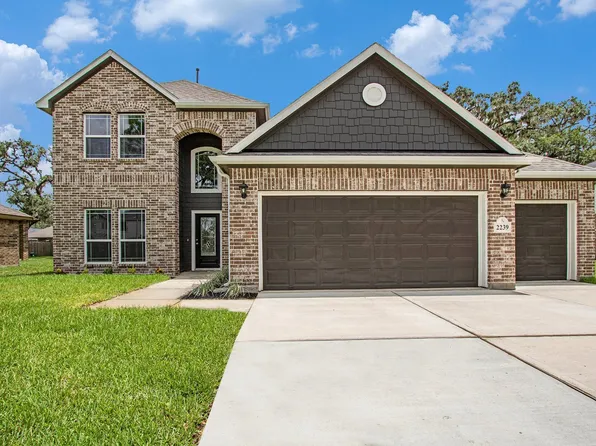 2239 Lakewood Dr, West Columbia, TX 77486