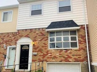 21 Birch Rd, Staten Island, NY 10303