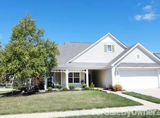 2890 Vinings Dr, Carmel, IN 46032