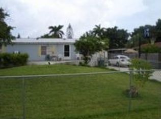 49 Lake St, North Fort Myers, FL 33903
