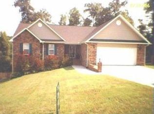 20 Landon Ln, Thomasville, NC 27360