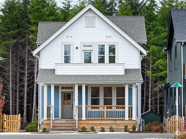 433 E Compass Street, Pacific Beach, WA 98571