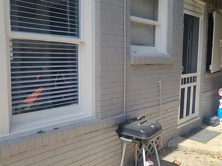 4414 Woodside St #10 — Photo 12