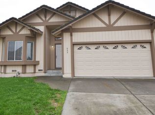 933 E Atlantic Ave, Fairfield, CA 94533
