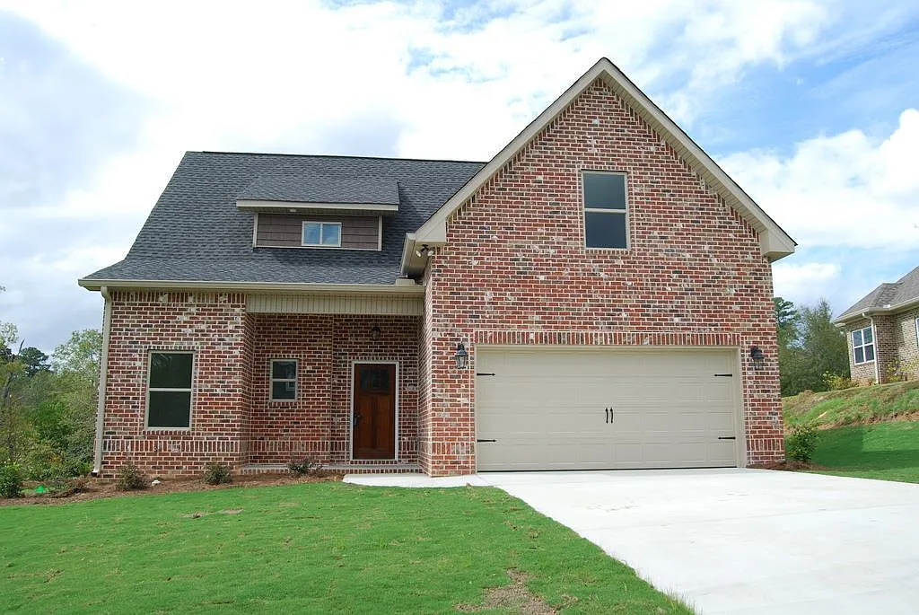 4007 Justin Way photo 1
