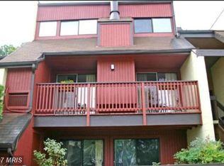 3937 Woodhue Pl, Alexandria, VA 22309