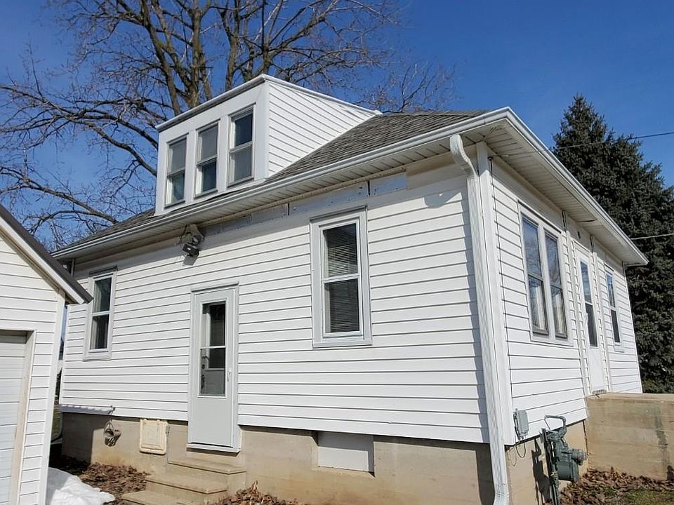 303 N Cherry Ave, Polo, IL 61064 Zillow