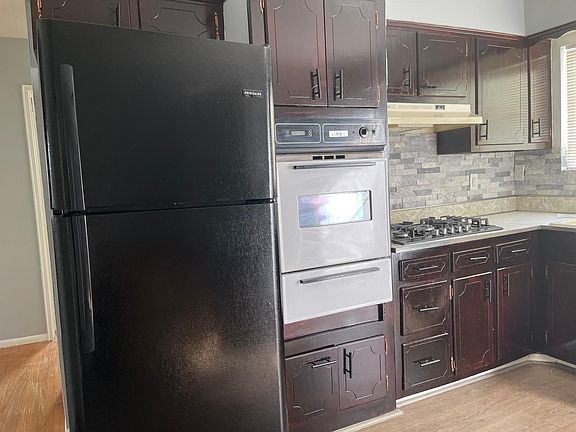 3rd image of 192 Malone Ave #1A