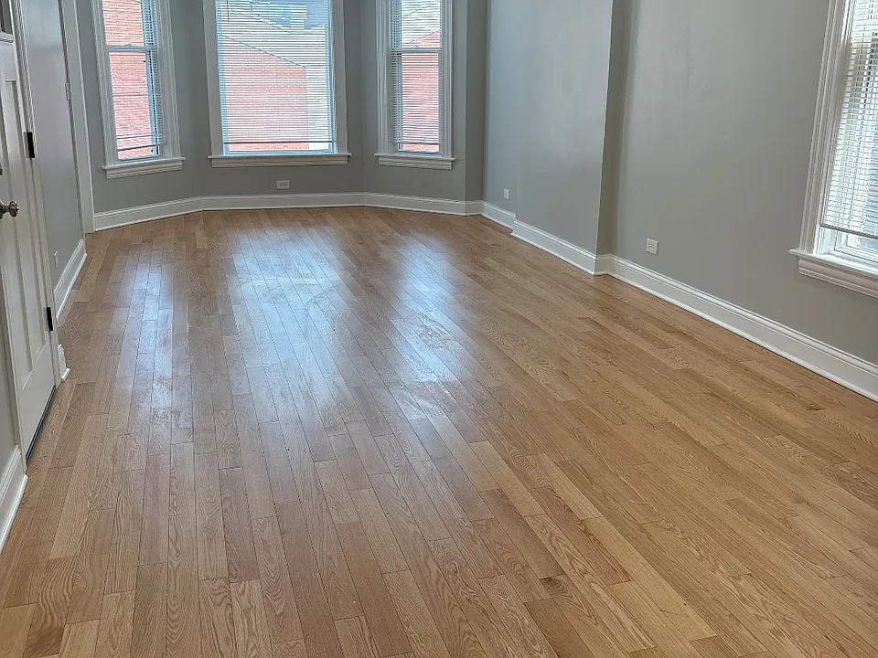 2041 W Fullerton Ave #2