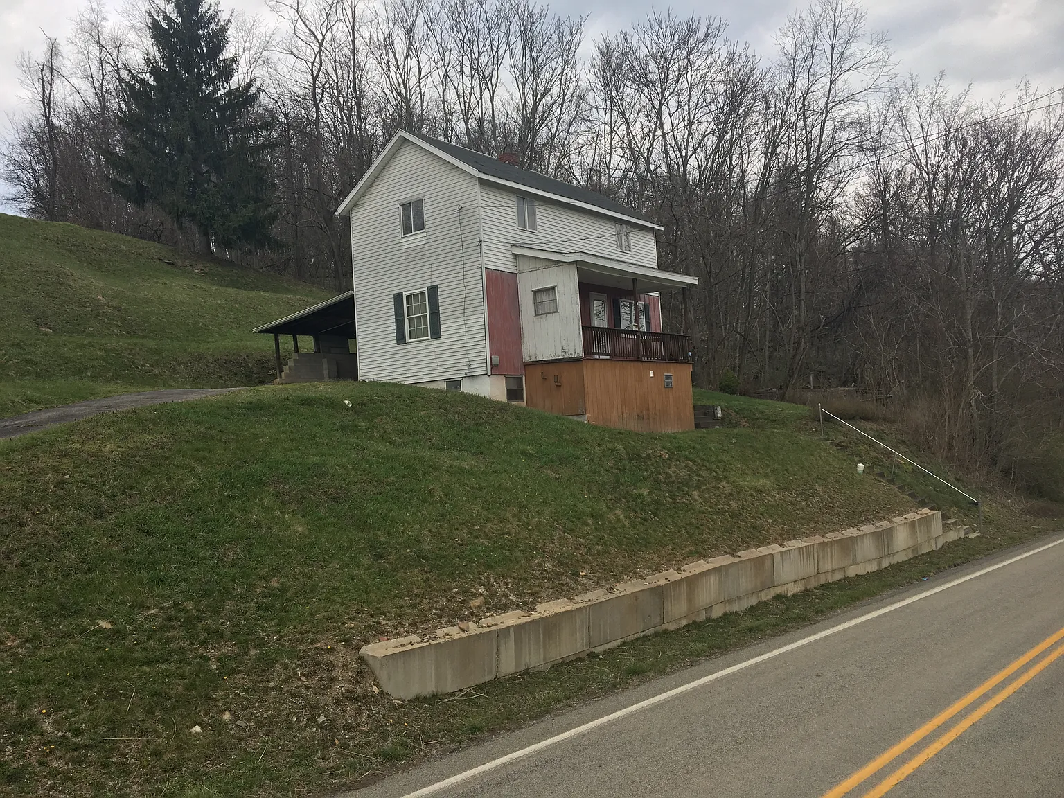 170 Low Hill Rd photo 1