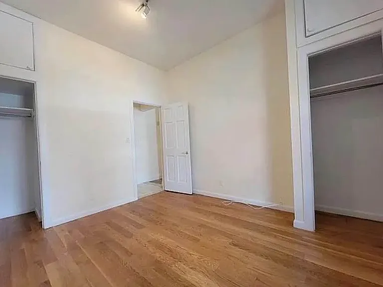 49 Park Ave #4T — Photo 4