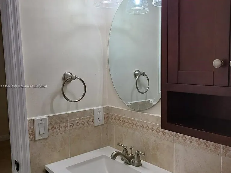 1907 SW 107th Ave #801 — Photo 9